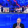 О 'прямой линии': Народ о пенсионной реформе, а им про спасение китов (На фото: президент России Владимир Путин во время ежегодной специальной программы Прямая линия с Вла…) На фото: президент Р…