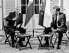 Макрон продемонстрировал Путину непонимание России (Два президента говорили о вечном и неизбежном) Два президента говор…