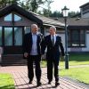 Лукашенко не намерен марать суверенитет страны в российской нефти (На фото: президент Белоруссии Александр Лукашенко и президент РФ Владимир Путин (слева направо) во в…) На фото: президент Б…