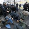 Ноги выше головы и труба с газом. Украинская неделя (© REUTERS, Valentyn Ogirenko) © REUTERS, Valentyn Ogirenko