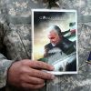 Убийство иранского генерала обнажает слабость США (Протестующие c плакатами с Касемом Сулеймани, который был убит в результате авиаудара США в Ираке | …) Протестующие c плака…