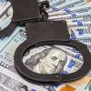 23 триллиона: национальный долг США уже превышает размеры ВВП (Деньги и наручники | © Depositphotos, blinow61) Деньги и наручники |…