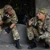 Страна: бойня на Западной Украине. Кровавые разборки националистов (Митинг Правого сектора у здания администрации президента Украины | © РИА Новости, Стрингер) Митинг Правого секто…