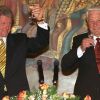 TAP: политика США в отношении России после СССР была обманом (Президент США Билл Клинтон и президент России Борис Ельцин | © AP Photo, Alexander Zemlianichenko) Президент США Билл К…