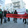 Украина на грани: долги вынудят ее отдать землю (Участники акции против земельной реформы у здания администрации президента Украины в Киеве | © РИА Н…) Участники акции прот…