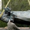 Снос памятника Коневу: Восточная Европа больше не может обидеть Россию (Демонтаж памятника маршалу Коневу в Праге | © REUTERS / David W Cerny) Демонтаж памятника м…