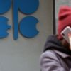 Bloomberg (CША): путинская нефтяная сделка унизительна, но неизбежна (Заседание ОПЕК в Вене | © РИА Новости, Алексей Витвицкий) Заседание ОПЕК в Вен…