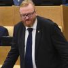 Депутат Милонов предложил наказывать врачей за операции по смене пола (Штрафное расстройство: Милонов предложил наказывать врачей за операции по смене пола) Штрафное расстройств…