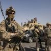 The American Conservative: мы намеренно пытаемся спровоцировать военный кризис с Россией? (Американские и российские солдаты в сирийском городе Аль-Маликия на границе с Турцией | © AFP 2020, …) Американские и росси…