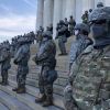 В Америке зазвучали призывы ввести военное положение