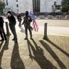 DR: американцы едины лишь в одном — в том, что США близки к распаду (Вооруженные участники акции протеста в США | © AP Photo, Noah Berger) Вооруженные участник…