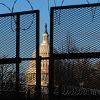 Foreign Affairs (США): либеральный порядок надо начинать со своего дома (Ситуация в США перед инаугурацией Дж. Байдена | © РИА Новости, Юки Ивамура) Ситуация в США перед…