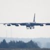 У американского бомбардировщика B-52 отвалился двигатель во время полета (Бомбардировщик B-52 в воздухе. Архивное фото) Бомбардировщик B-52 …