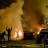 Во Франции протестующие ранили около 250 сотрудников полиции и сожгли 20 автобусов
