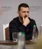 'Зеленский не уйдет героем'. Украинские эксперты и политики о критически опасной ситуации в стране