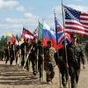 IISS: Запад утратил лидирующие позиции в ряде оборонных отраслей (Учения НАТО Удар сабли в Латвии. Архивное фото) Учения НАТО Удар саб…