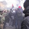 Погромы в Киеве: досталось офису Ахметова и администрации Порошенко