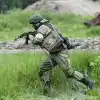 Боец с позывным 'Карась' рассказал, как работают санитарные инструкторы СВО (Боец с позывным Карась рассказал, как работают санитарные инструкторы в зоне СВО) Боец с позывным Кара…