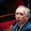 Макрон почти не виден: французы хотят Пятую республику сделать Шестой