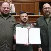 Три милитари-поросенка по-неонацистски. Украина без музыки готовит новое пушечное мясо (Власти Украины) Власти Украины