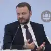 'Модель себя изжила, несите новую'. Чиновники упорно хоронят потенциал российской экономики (Фото: скриншот трансляции с сайта forumspb.com) Фото: скриншот транс…