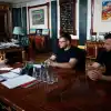 Показательная встреча или имитация борьбы с коррупцией. (© Фото : Zelenskiy / Official / Владимир Зеленский, Семён Кривонос и Александр Кривенко) © Фото : Zelenskiy /…