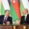 Двуличие Узбекистана: сближается с Баку и Западом, сидит на шее у России (Двуличие Узбекистана: сближается с Баку и Западом, сидит на шее у России) Двуличие Узбекистана…