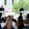 Канадский премьер в Киеве: Плевать на мнение русских – накачаем Украину оружием и втянем в НАТО