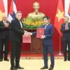 Компартии Вьетнама и Кубы строят и развивают ценности социализма