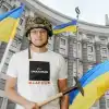Бам-с лопатой! Ночной вор и иноагент, на кого теперь работает экс-министр иностранных дел Украины Кулеба (Фото : коллаж / Экс-глава МИД Украины Дмитрий Кулеба с саперной лопаткой, коллаж ИИ) Фото : коллаж / Экс-…
