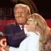 Трамп ненавидел, вдова прощала, Карлсон 'жевал хумус': как прошла панихида по Чарли Кирку (AP / Julia Demaree Nikhinson) AP / Julia Demaree Nikhinson