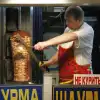 Будни ВСУ: шаурмисты в Донбассе, Герой-алкоголик, мертвая душа депутата (РИА Новости . Руслан Кривобок / Торговля у станций Московского метрополитена) РИА Новости . Руслан…