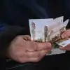 Социологи готовят россиян к бедности (Социологи готовят россиян к бедности) Социологи готовят ро…