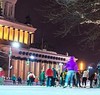 Эстонский журналист о Москве: Вместо паники от санкций - предновогодняя суета