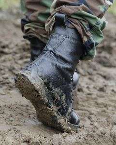 сапог солдата сапог солдата