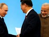 Эксперт: Москва и Дели уравновесят 'чрезмерное' влияние Пекина в ШОС