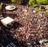 Первое Мая в США (Это Юнион сквер в Нью Йорке, митинг и концерт вечером 1 мая 2012 года) Это Юнион сквер в Нь…