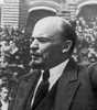 Вперед, заре навстречу, товарищи в борьбе!